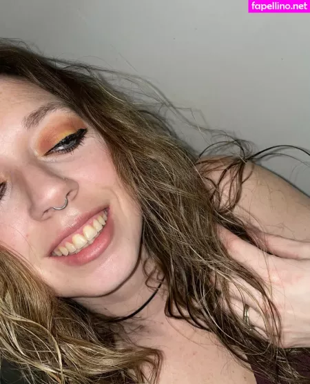 Allimoona04 OnlyFans Thumbnail #Vb7dQdLjKy