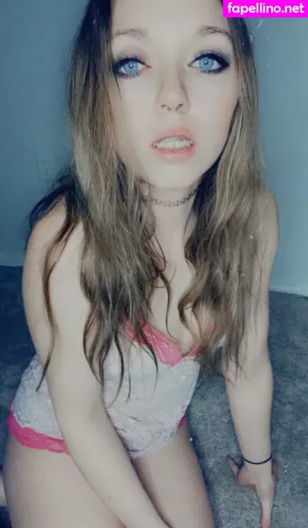 Allimoona04 OnlyFans Thumbnail #WXlKfyAljR