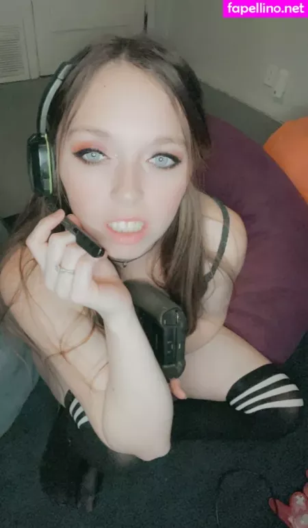 Allimoona04 OnlyFans Thumbnail #fNF9FUGdGe