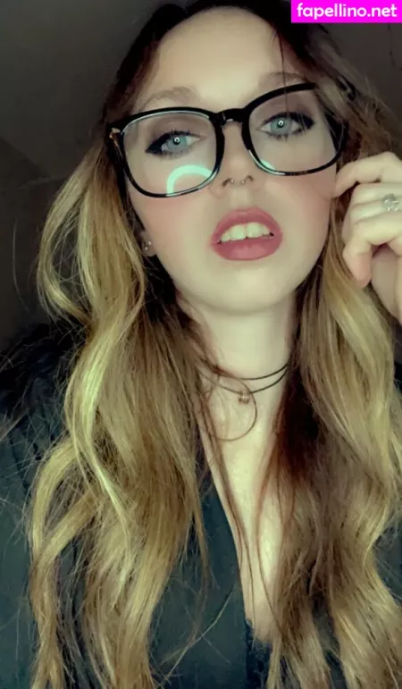 Allimoonaxxx OnlyFans Thumbnail #GRJMY1Gdt9