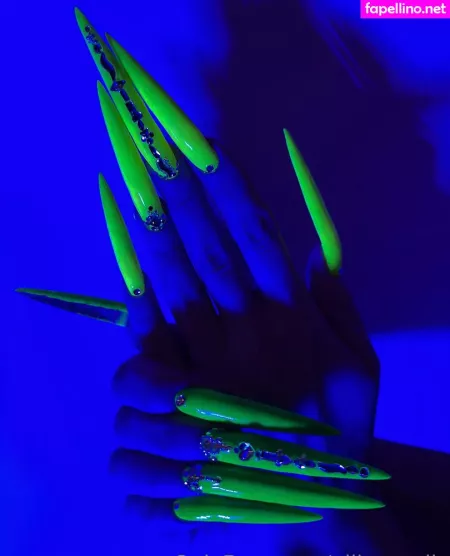 Allison Alis OnlyFans Thumbnail #dNdf5x1JzN