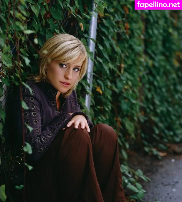 allisonmack729 Nude Leaked OnlyFans Photo #0iR1dzm9bi