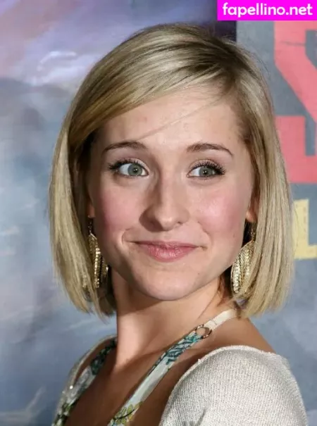 Allison Mack OnlyFans Thumbnail #ao6Z7JdZ4u