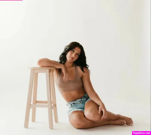 Allison Royalty OnlyFans Thumbnail #zPdPR5VWYC