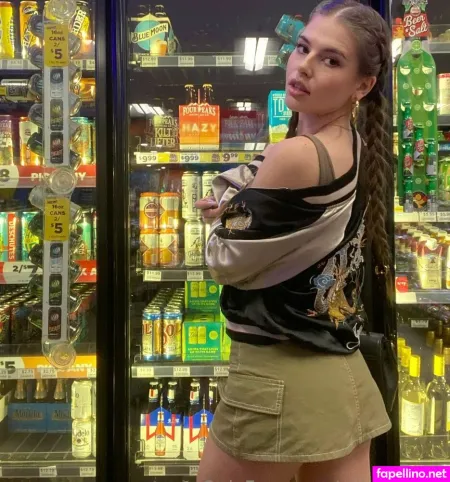 Allisonchandlerfree OnlyFans Thumbnail #sy4DhrMroz