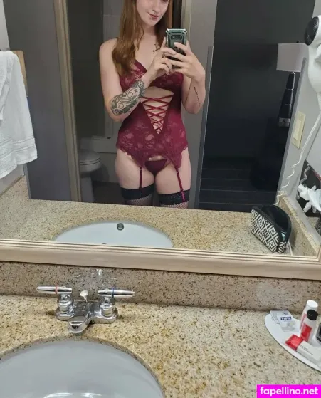 Alliswonderland33 OnlyFans Thumbnail #bJTI3zrxnn