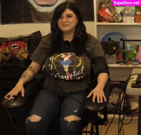 Alluux OnlyFans Thumbnail #3fTt42b4No