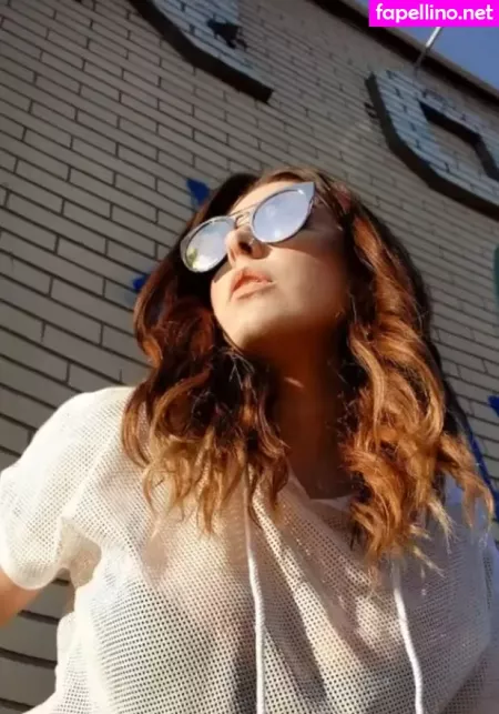 Alluux OnlyFans Thumbnail #v3lEhO76gW