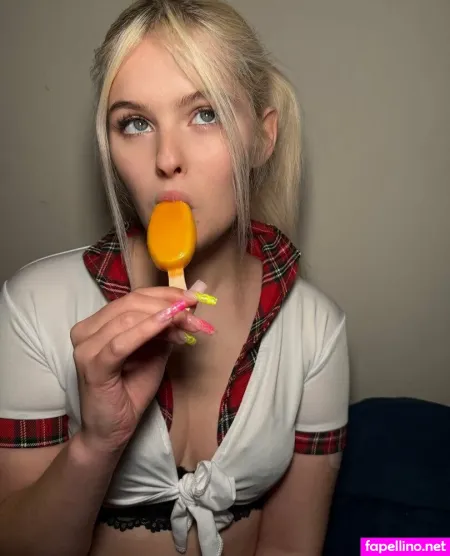 Ally Loves You2022 OnlyFans Thumbnail #LIzv6CGhm1