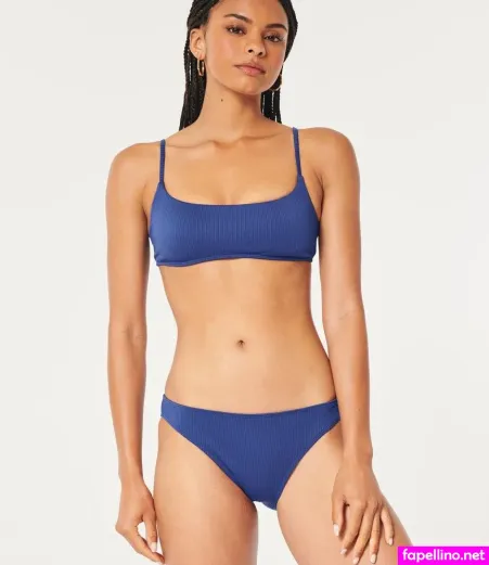 Ally Renee OnlyFans Thumbnail #01JIWmr3ZP