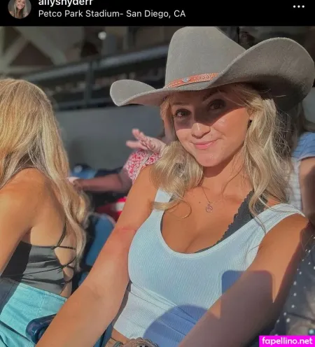 Ally Snyder OnlyFans Thumbnail #aRU5K3WRLZ