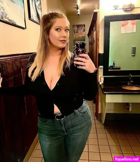 Ally Theis OnlyFans Thumbnail #C6eixraxc2