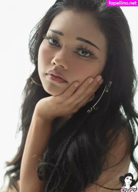 Allydoll OnlyFans Thumbnail #EsZGd7KP7N