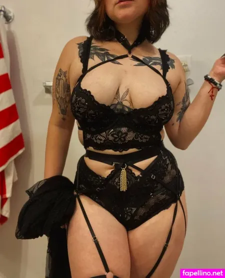 Allyleth19 OnlyFans Thumbnail #1EuNTgR5qt