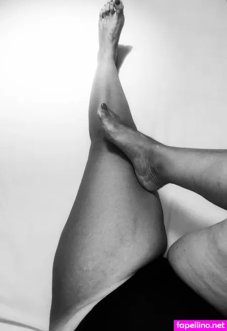 Allyouneedismytoes OnlyFans Thumbnail #zaFsYH9vlI