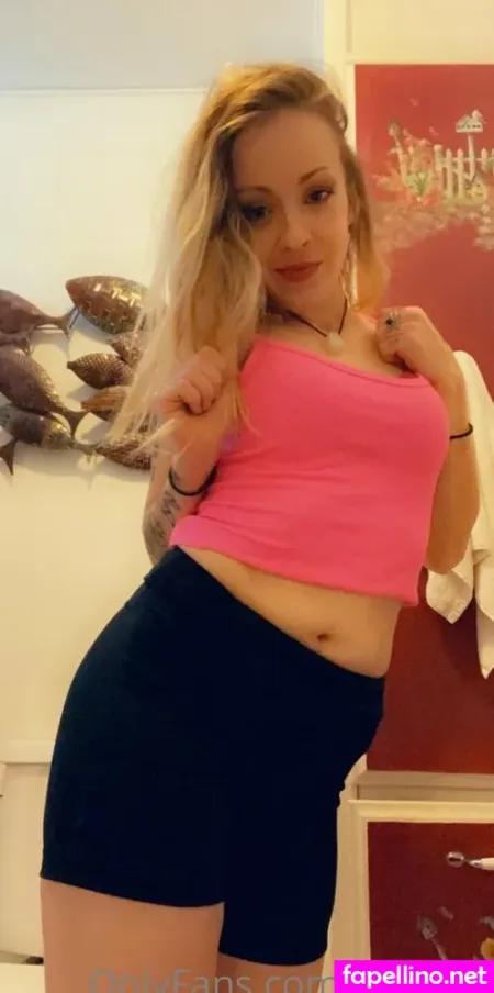 Allyrayy OnlyFans Thumbnail #xVtsUK47wE