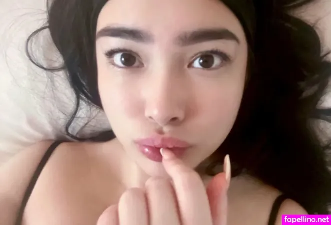 Allysa Bea OnlyFans Thumbnail #m2jBMU4lqI