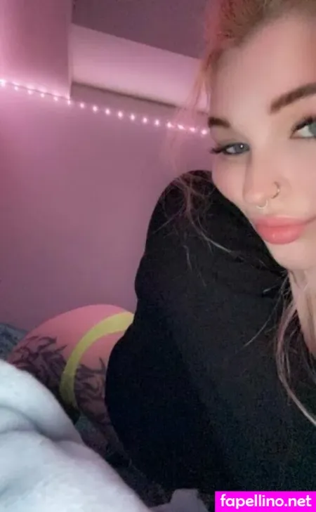 Allysonpotts20 OnlyFans Thumbnail #KOvJHBT7iH
