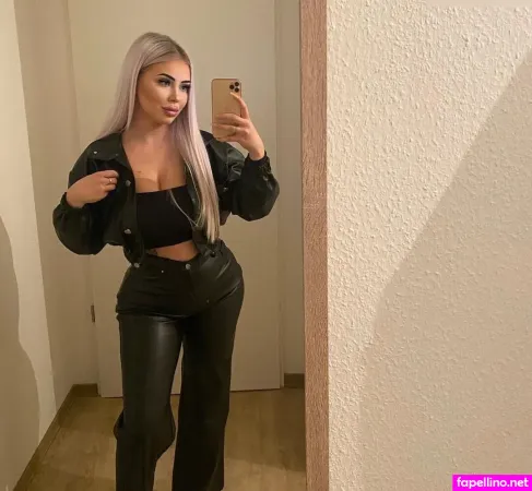 Allysophiie OnlyFans Thumbnail #iQsh5qcgua