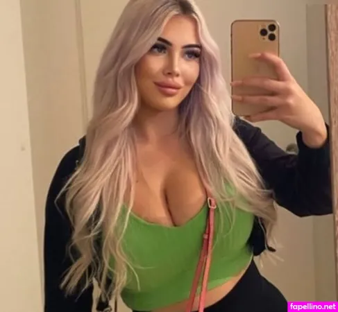 Allysophiie OnlyFans Thumbnail #sYSwGJMnxV