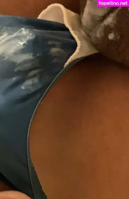 Allysquirtss OnlyFans Thumbnail #9Rkd2JpGGO