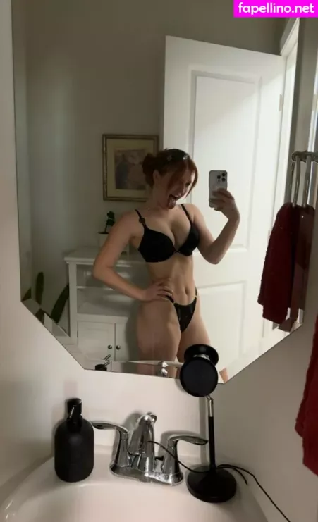 Allyssacox 12 1 OnlyFans Thumbnail #b7vLEPchGc