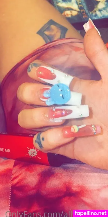 Allyupincali OnlyFans Thumbnail #mLVc89p92v