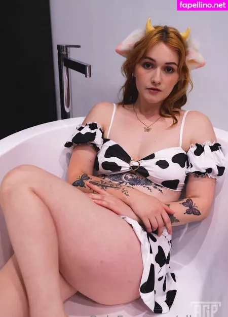 Allyvem OnlyFans Thumbnail #c4UrvL40GV