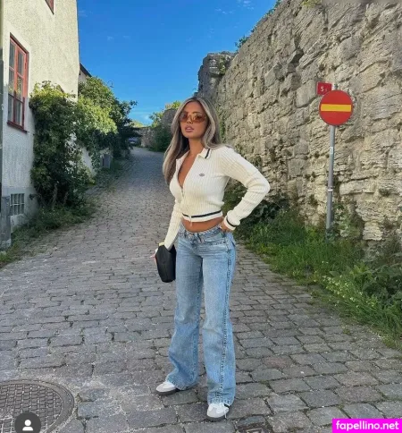 Alma Perssons OnlyFans Thumbnail #GT4UxrGNvf