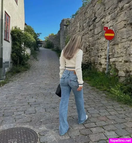 Alma Perssons OnlyFans Thumbnail #uFmbWVGyJz