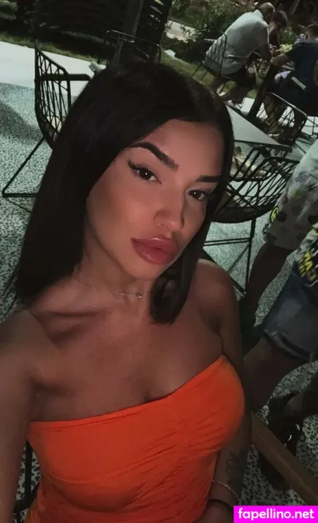 Almablackvip OnlyFans Thumbnail #A0kI0cp47x