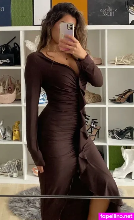 Almira Azemi OnlyFans Thumbnail #THNQk9Ikka