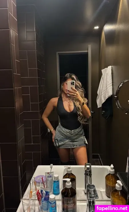 Almira Azemi OnlyFans Thumbnail #UylPju00Rs