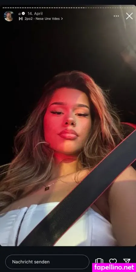 Almira Azemi OnlyFans Thumbnail #d3VtyKIa8j