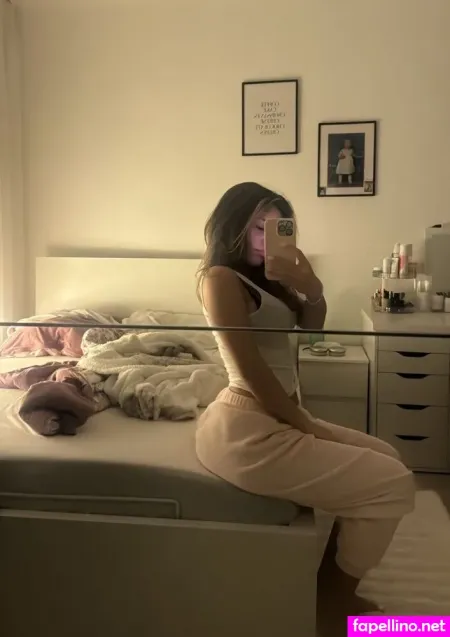 Almira Azemi OnlyFans Thumbnail #iyEGtT0KQI