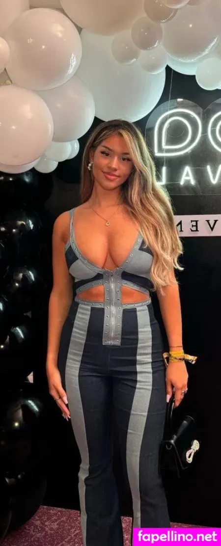 Almirra Az OnlyFans Thumbnail #NCpqFYyXV7