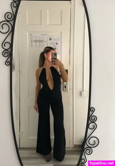 Almirra Az OnlyFans Thumbnail #Y9kgtyAoow