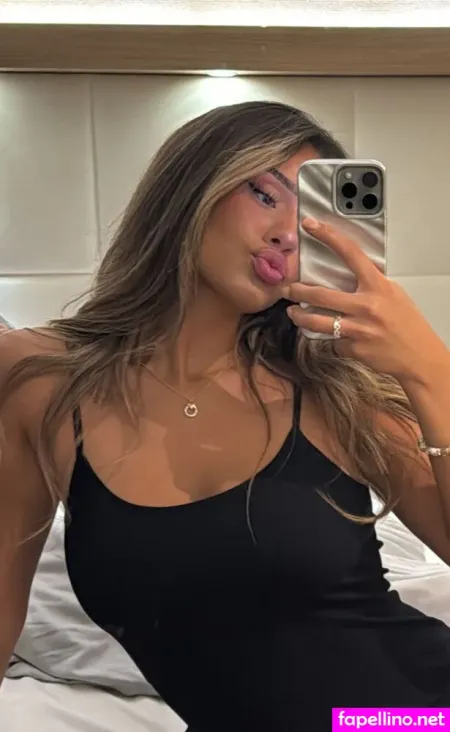 Almirra Az OnlyFans Thumbnail #tiKu1LsEqE