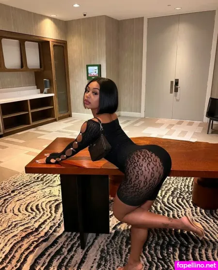 Almondxmilk OnlyFans Thumbnail #SQvP2EleT1