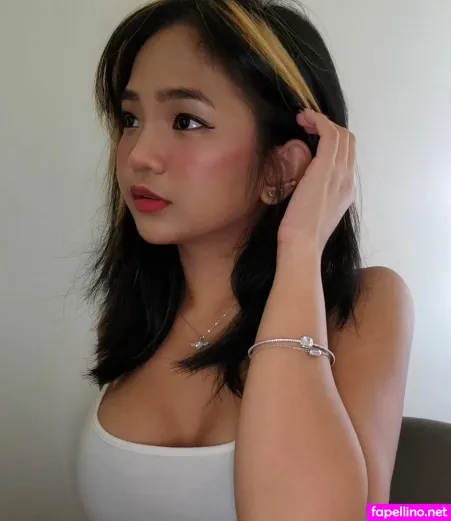 Alodiamarie 2 OnlyFans Thumbnail #aYyotnqVro