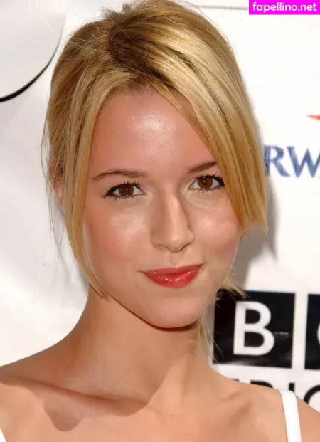 Alona Tal OnlyFans Thumbnail #83AKeELOs8