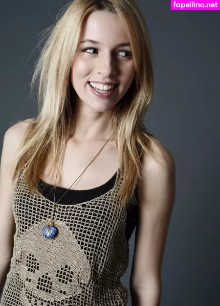 Alona Tal OnlyFans Thumbnail #r7j4qZPeEq
