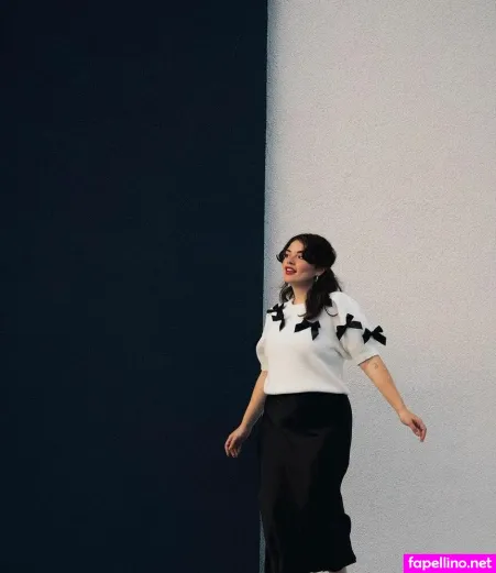 Alondra Larson OnlyFans Thumbnail #9VZRM9RJui