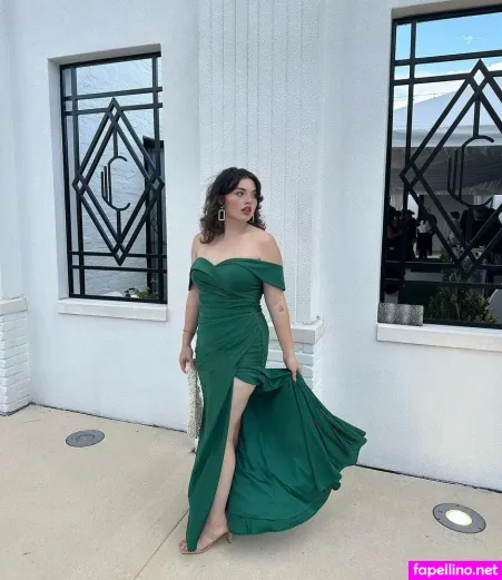 Alondra Larson OnlyFans Thumbnail #JdIguVCWmx