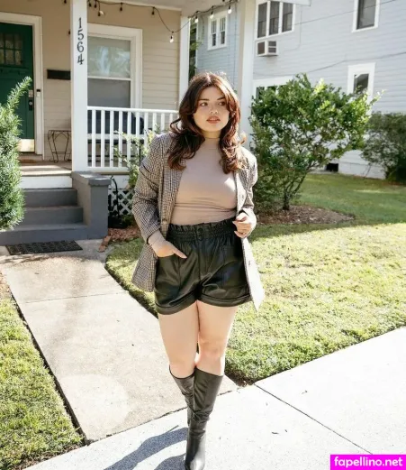 Alondra Larson OnlyFans Thumbnail #SV8VRmUDaJ