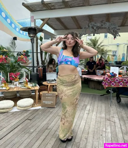 Alondra Larson OnlyFans Thumbnail #jeDQCnnqi6