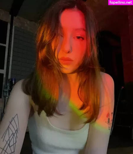 Aloona Larionova OnlyFans Thumbnail #A0B4ZPcTsE