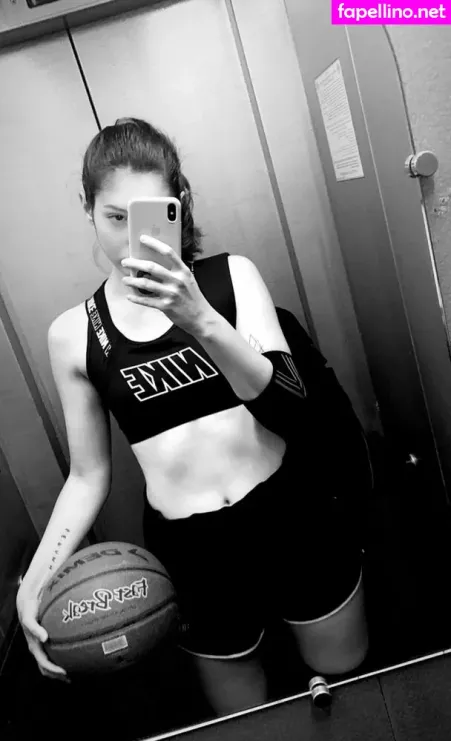 Aloona Larionova OnlyFans Thumbnail #nQYNizmHqt