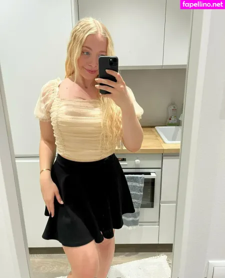 Alora Free OnlyFans Thumbnail #KiYPYI2nR1