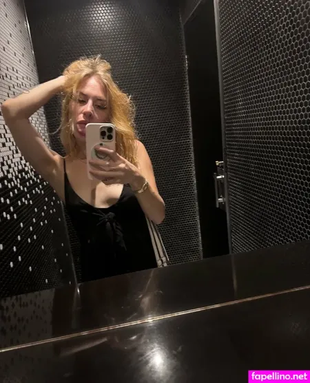 Alotofcreme OnlyFans Thumbnail #HrusVBxLsn